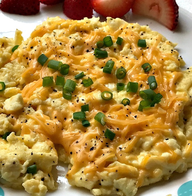 Top 5 Keto Breakfast Recipes ( Easy & Delicious)