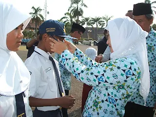 Bupati Indramayu Hj Anna Sophanah Canangkan Bulan Dana PMI 2011