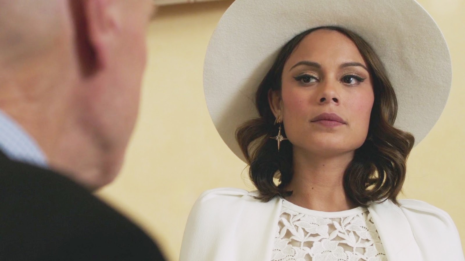 Films Et Séries Tv Avec Nathalie Kelley Movie and TV Cast Screencaps: Nathalie Kelley as Cristal Carrington