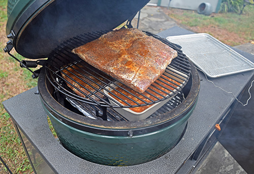 BBQ Pit Beans on a big green egg challenger designs 