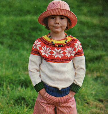 The Vintage Pattern Files: Free 1970's Knitting Pattern - Floraison D'étoiles
