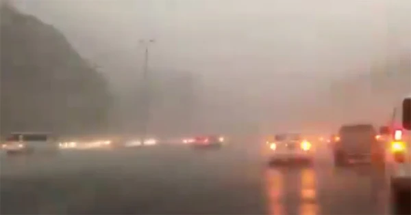 News, Gulf, World, Rain, Traffic, Flood, Heavy rains and bad weather hits Makkah