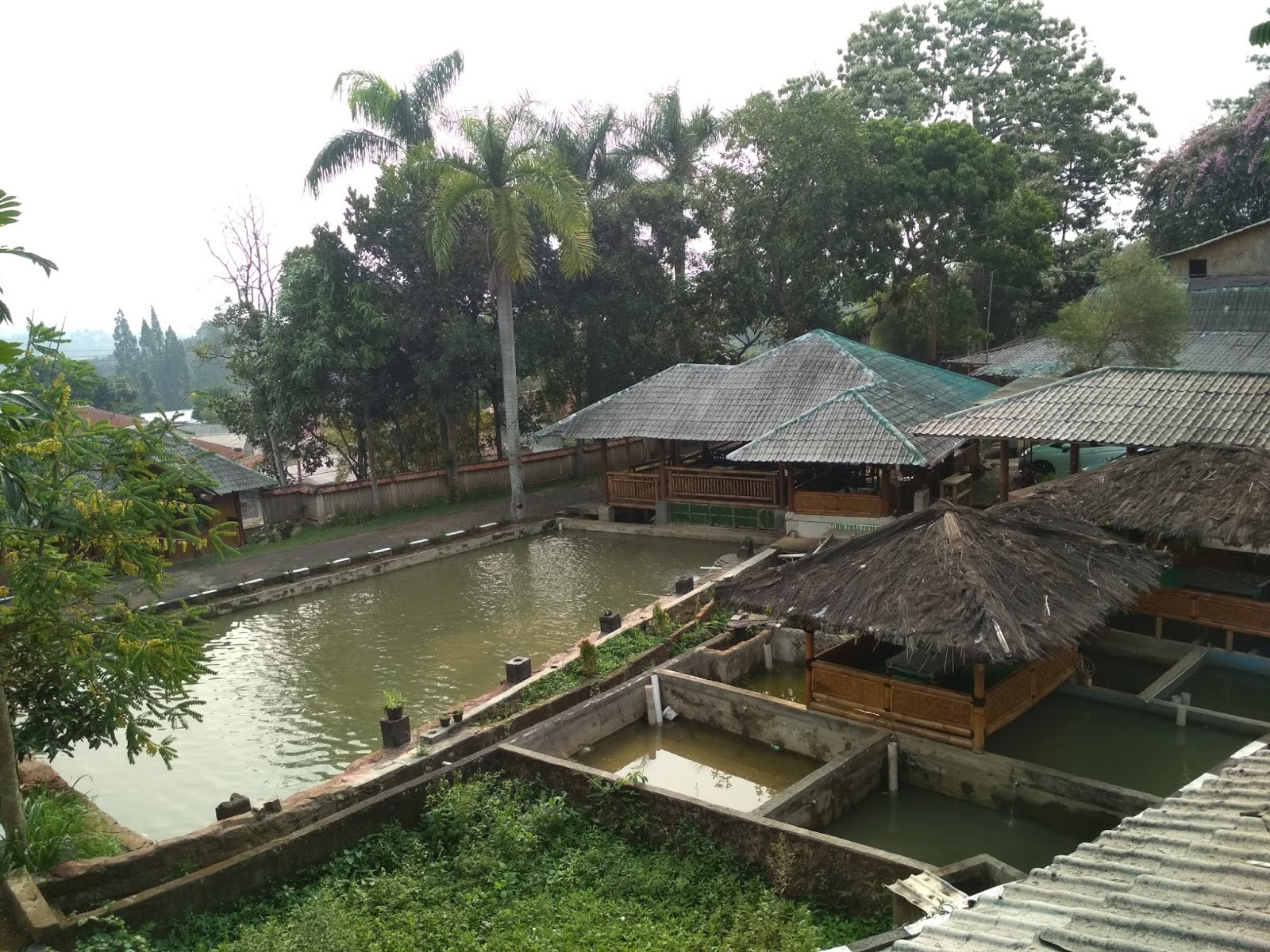 Galeri Photo Lokasi Kahuripan Resort & Villa di Bogor ...