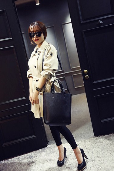 tui xach nu kem day deo cheo thiet ke thuan mau phong cach au my 3 Túi xách nữ kèm dây đeo chéo, thiết kế thuần màu, phong cách Âu Mỹ