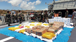 TNI Kerahkan KRI Ahmad Yani 351 Kirim Bantuan Kemanusiaan Untuk NTT