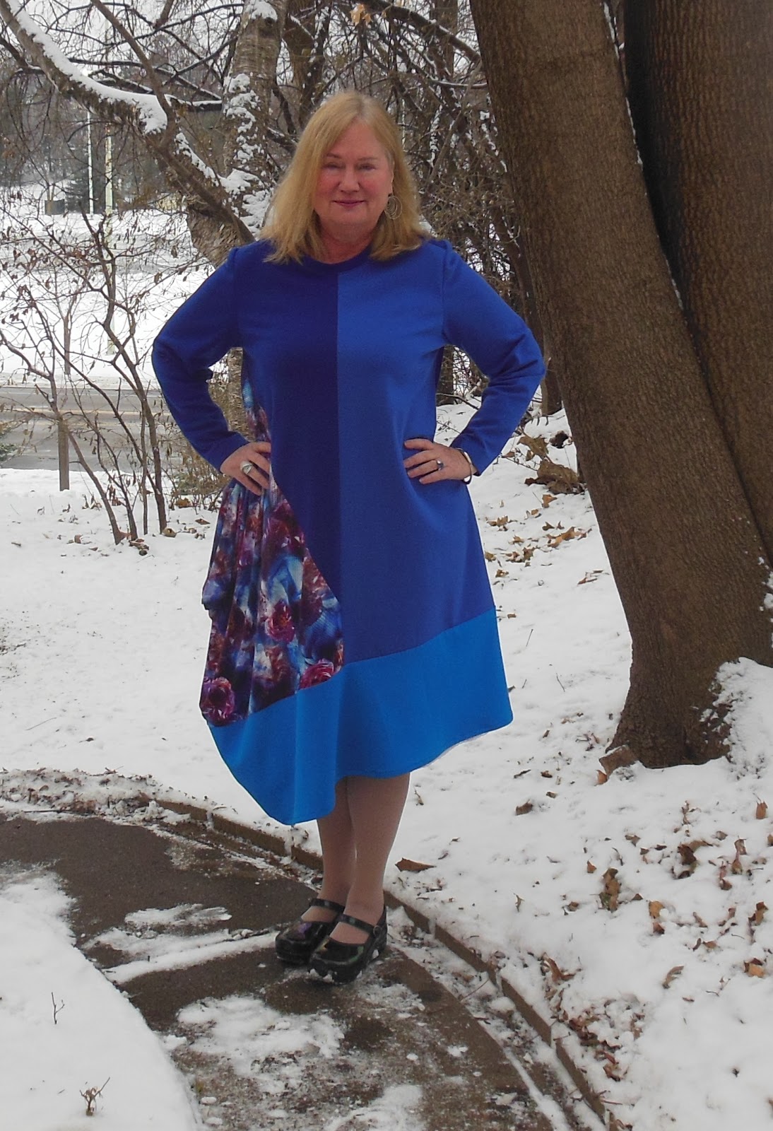 Becky B.'s Sew and Tell Sewing Memphis Dress
