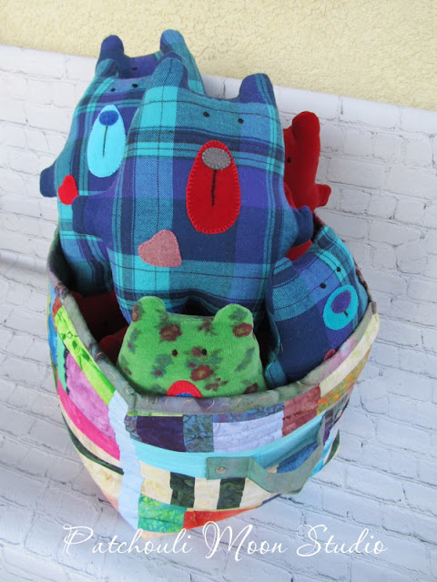 Patchouli Moon Studio~ Lots of Stuffed Bears