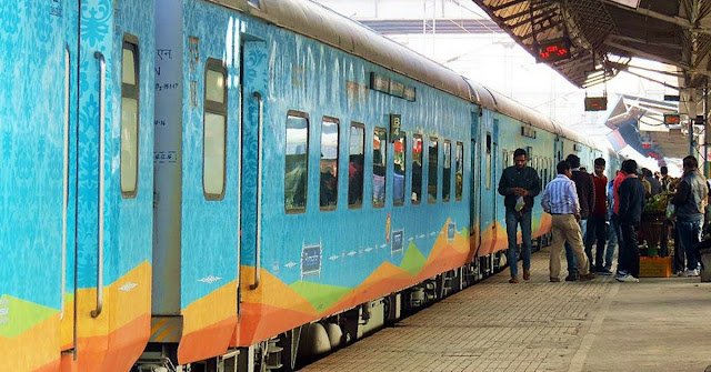 यात्रीगण कृप्या ध्यान दें: 10अप्रैल से मोतीहारी, नरकटियागंज से होकर दिल्ली तक चलेगी ये नई ट्रेन 2
