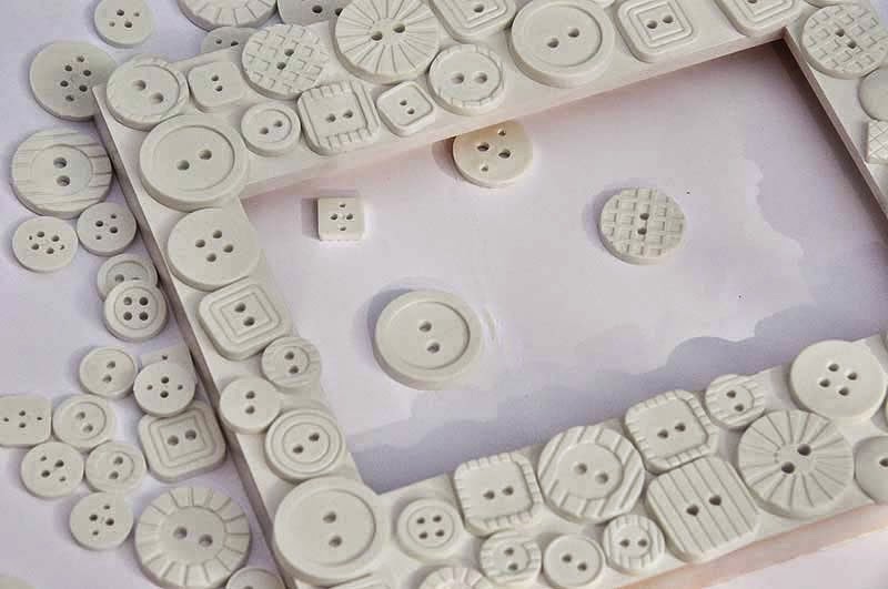 Button Photo Frames | Munchkins and Mayhem