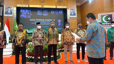 Senator Fachrul Razi Dilantik Ketua Pengurus MN KAHMI Senator Fachrul Razi Dilantik Ketua Pengurus MN KAHMI