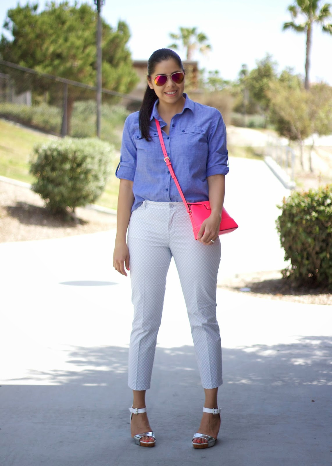 Neutrals with pop of pink Neutrals with pop of pink, pop of pink purse, white wedges, shoe dazzle gally wedges, shoe dazzle blogger, shoe dazzle style blogger
