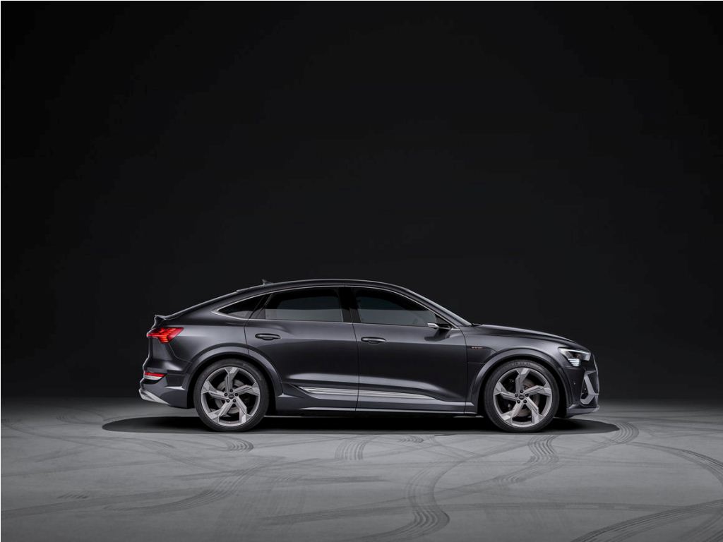 2021 Audi e-tron S Sportback