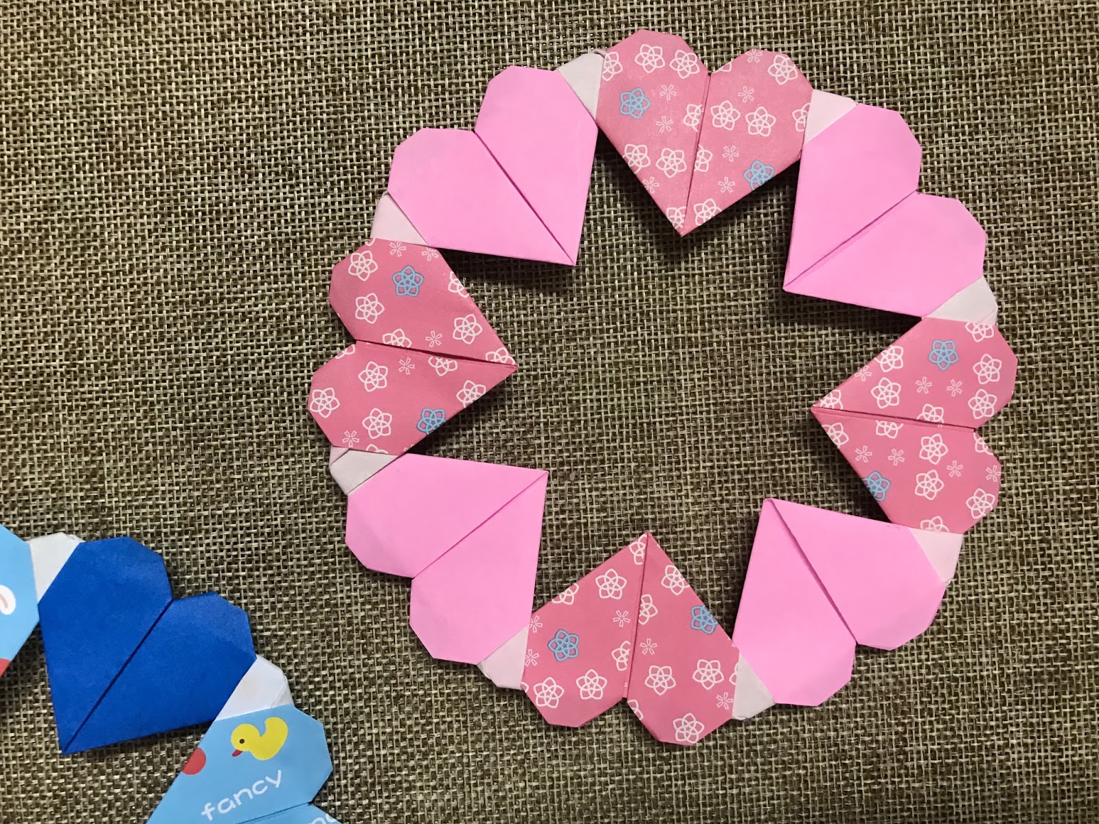 Tutorial #4: origami love letter Tutorial #28: Origami Heart Wreath | The Idea King