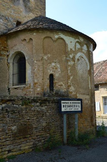 Romaanse kunst en architectuur Eglise SaintPierre te Besanceuil