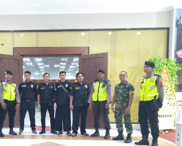 Jaga Kamtibmas, Babinsa Dan Polsek Sragen Kota Patroli Bersama Jaga Kamtibmas, Babinsa Dan Polsek Sragen Kota Patroli Bersama