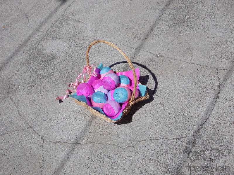 Cascarones de huevo rellenos de confeti