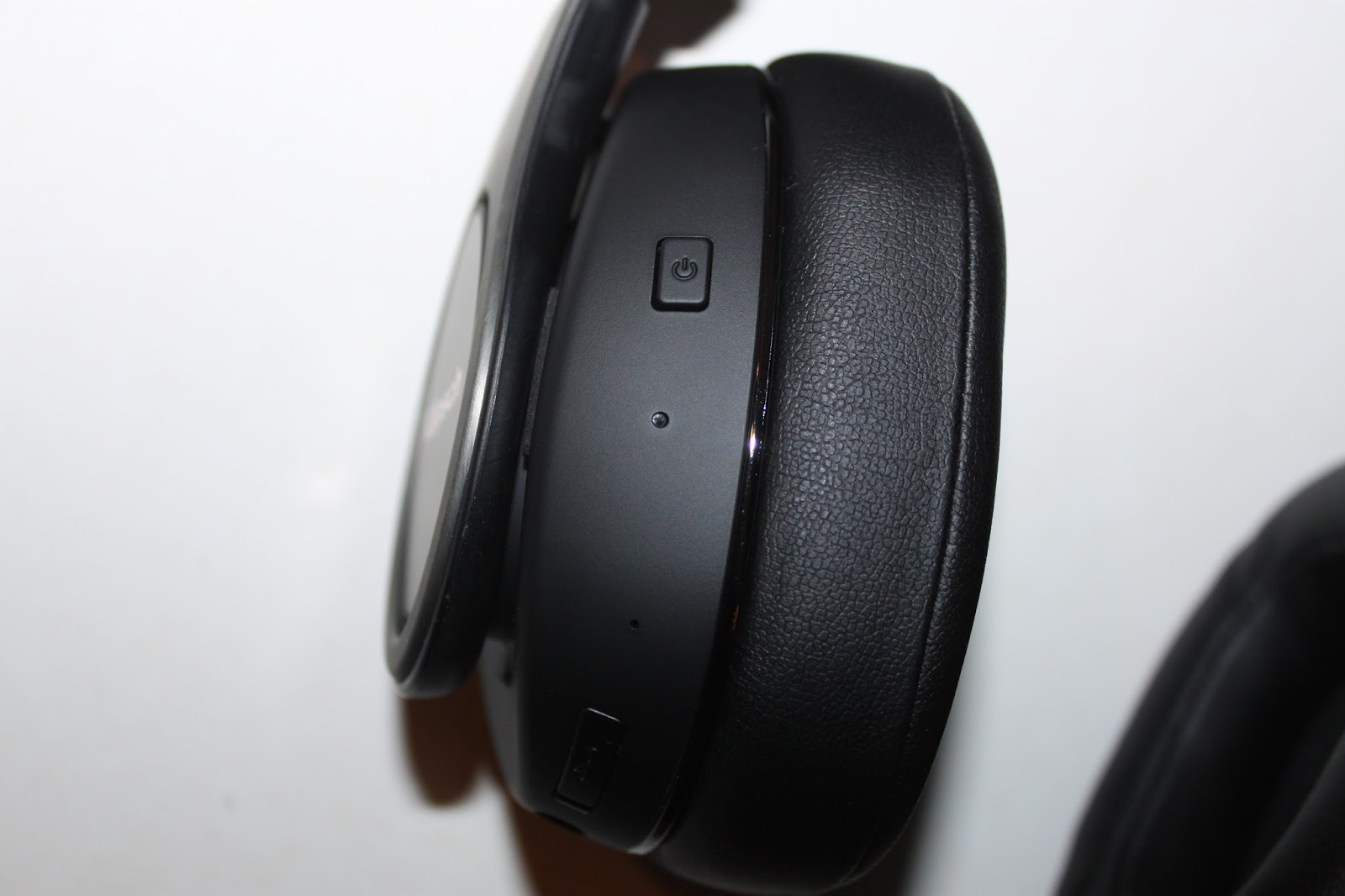 Stereowise Plus Klipsch Reference Over Ear Bluetooth Headphones Review