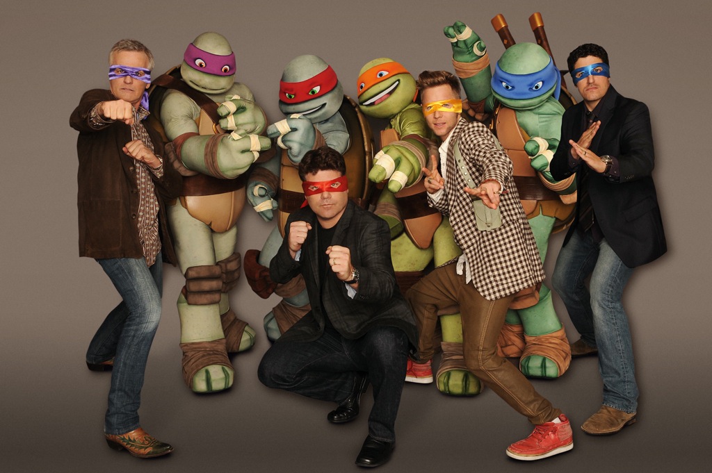 Sean Astin Hope Unquenchable Great new pic of TMNT cast!