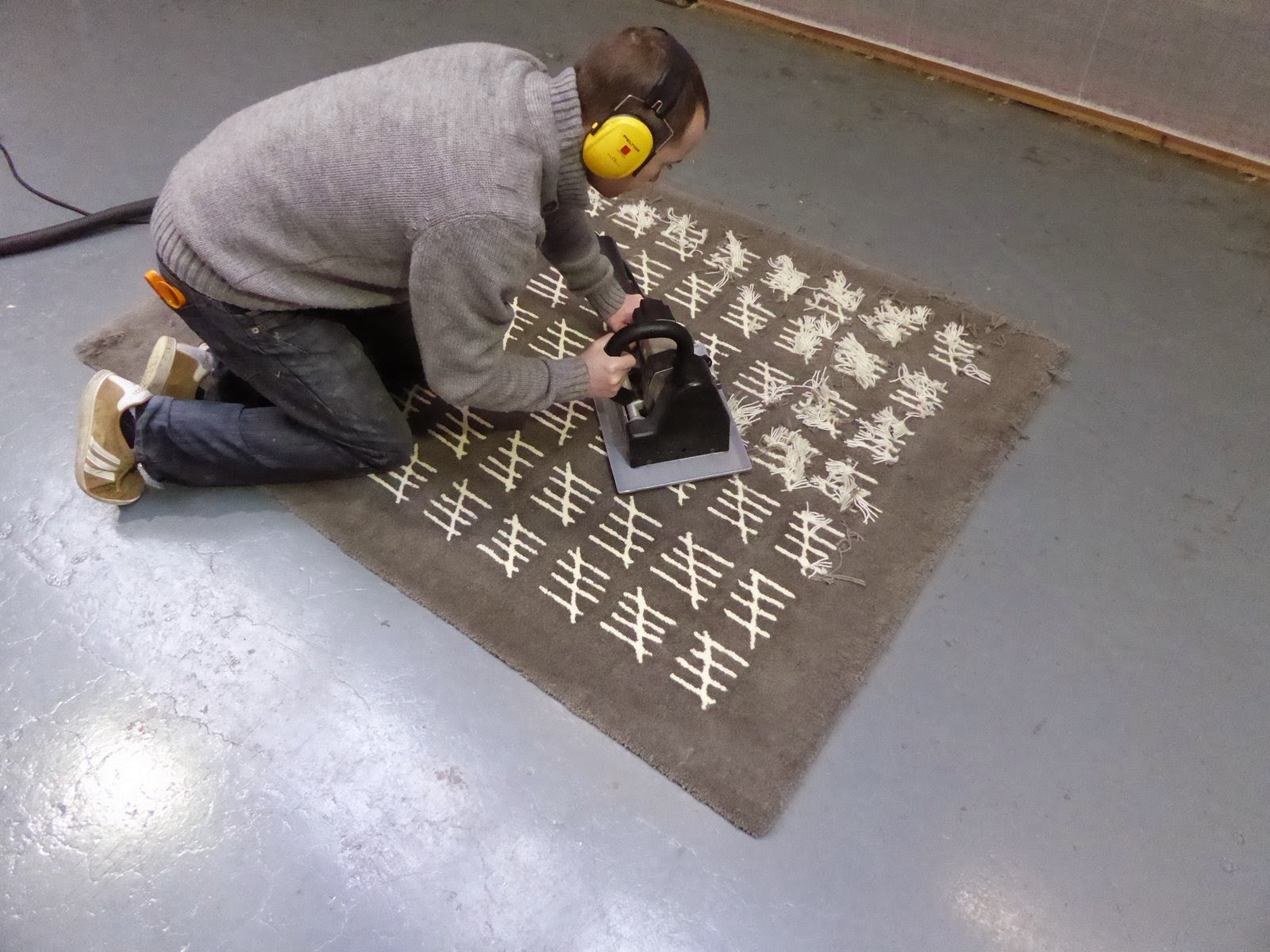 AREA RUGS UK February 2015