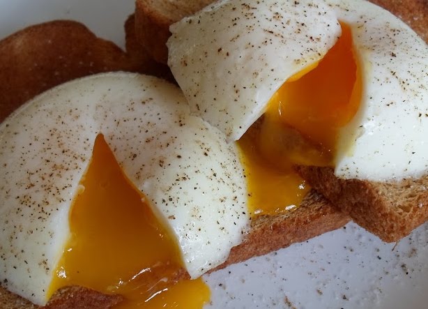 instant pot pressure cooker poached eggs