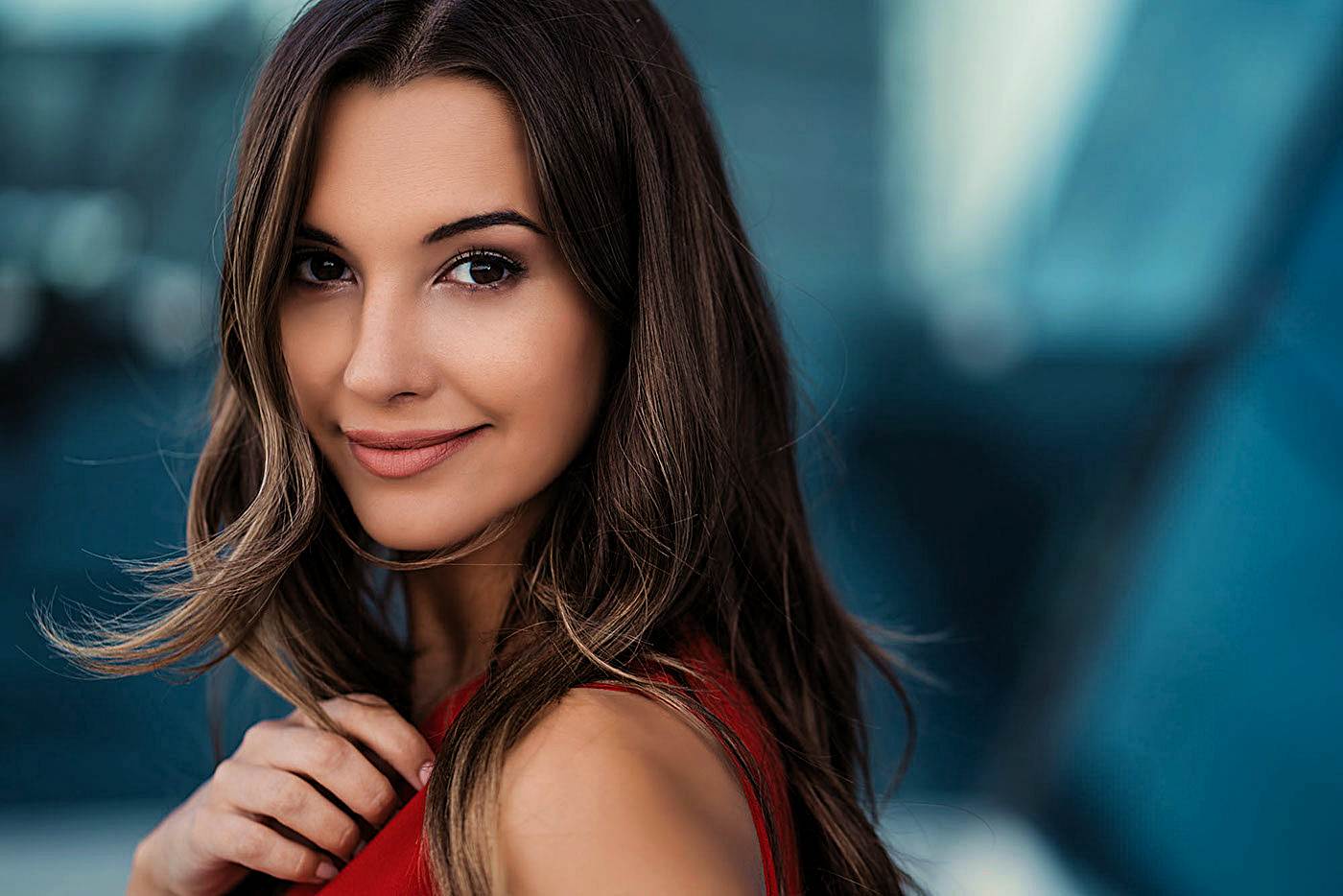 Foto Artis Turki Cantik Leyla Lydia Tuğutlu - Merk yg Bagus
