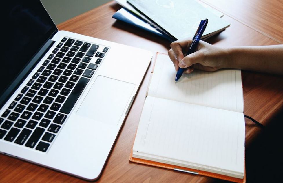 Contoh Kata Pengantar Laporan Ilmiah