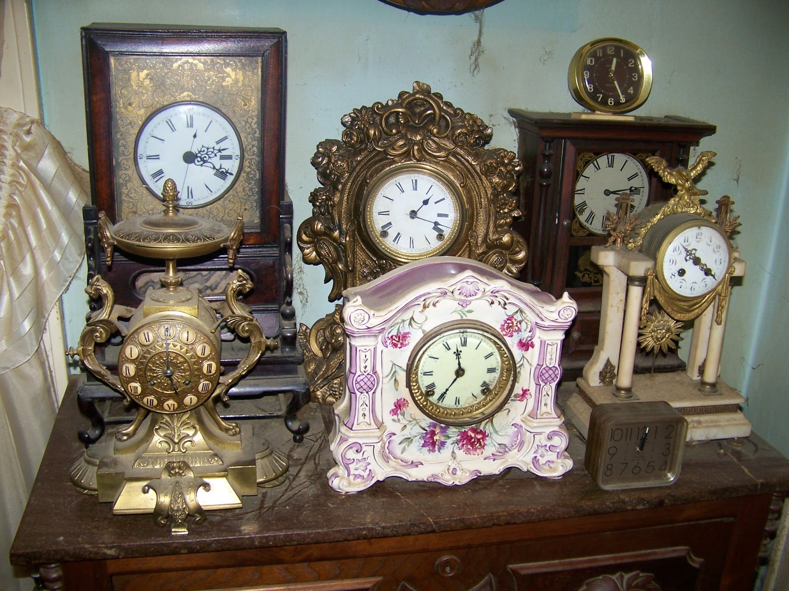 Antique Clock Auction Friday, October 25, 2013