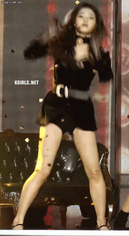 섹시한 사나 각선미 - 꾸르