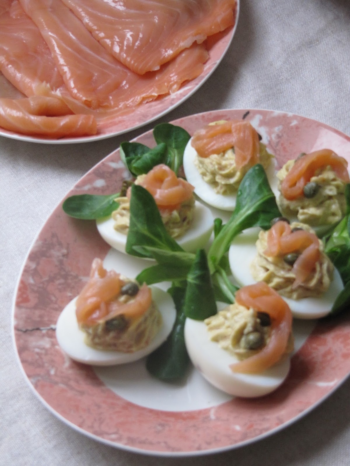 Œufs mimosa aux œufs de saumon rapide : découvrez les recettes de cuisine  de Femme Actuelle Le MAG