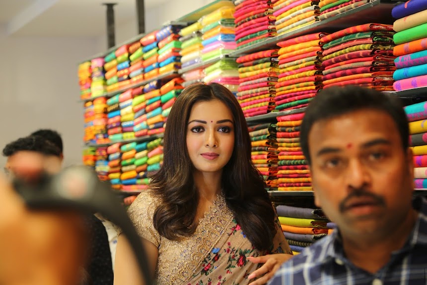 Catherine Tresa at KLM Fashion Mall Opening