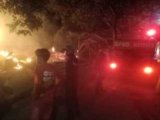 Kebakaran di Gudang Kapuk Kandangmas Kudus, Diduga Petasan 1 IMG 20210421 WA0588