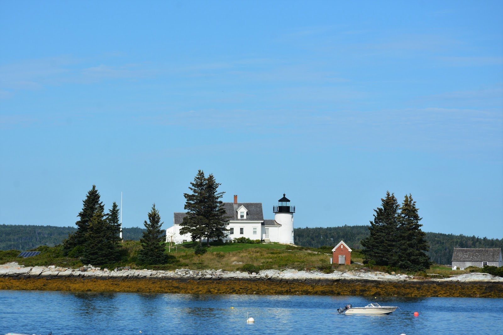 WCLIGHTHOUSES PUMPKIN ISLAND LIGHTHOUSE LITTLE DEER ISLE, MAINE
