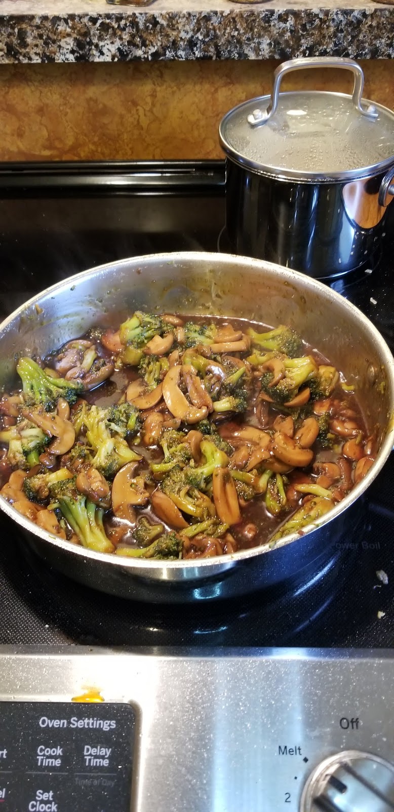 Meatless Meals Teriyaki Broccoli and Mushroom StirFry Mommy's Block