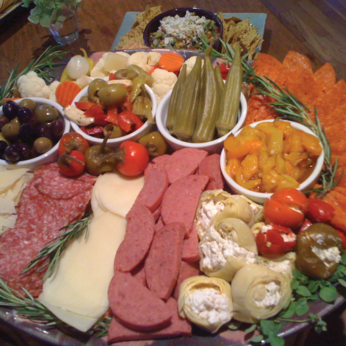 Eats to Enjoy Hors d' Oeuvres Italiano!