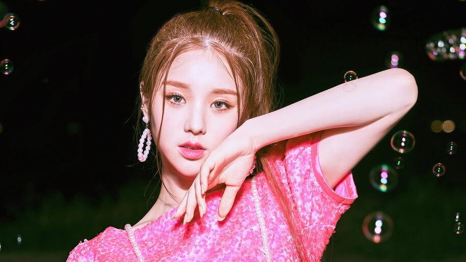 Loona, 12:00, Heejin, 4K, #8.344 Wallpaper