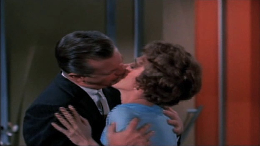 A CIDADE SUBMARINA (DUAL ÁUDIO/DVD-RIP) – 1962 Vlcsnap-2020-11-14-01h51m22s982