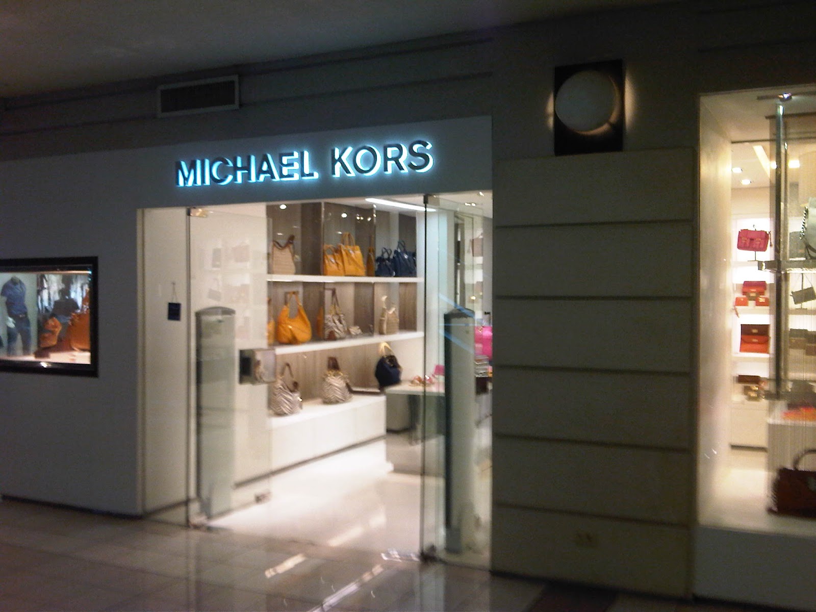 michael kors mall of la