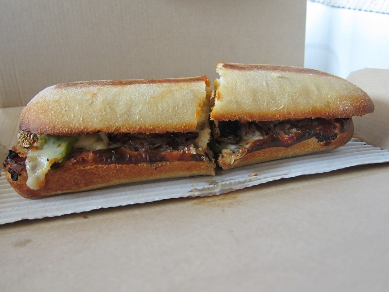 Review Domino's Oven Baked Philly Cheesesteak