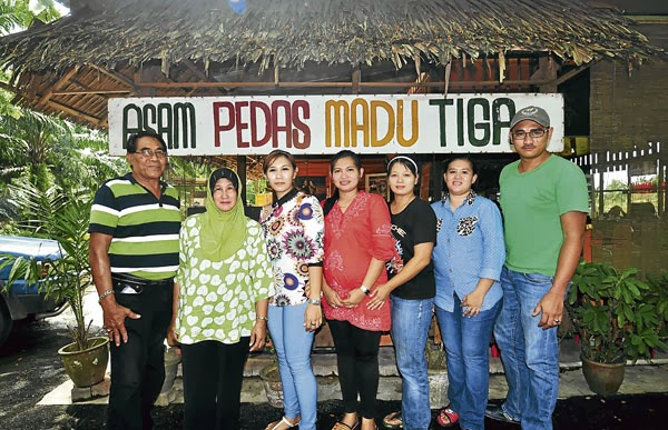 Asam Pedas Johor Bahru  Resipi Asam Pedas Ikan Pari Stail Johor  Asam