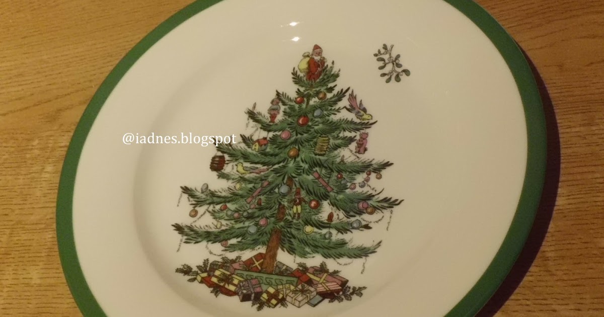 クリスマス・ツリーのプレートを買う。