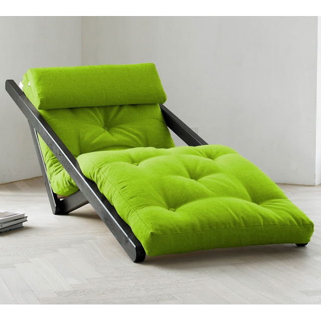 Pepper & Chocolate Finally a futon that looks sharp.