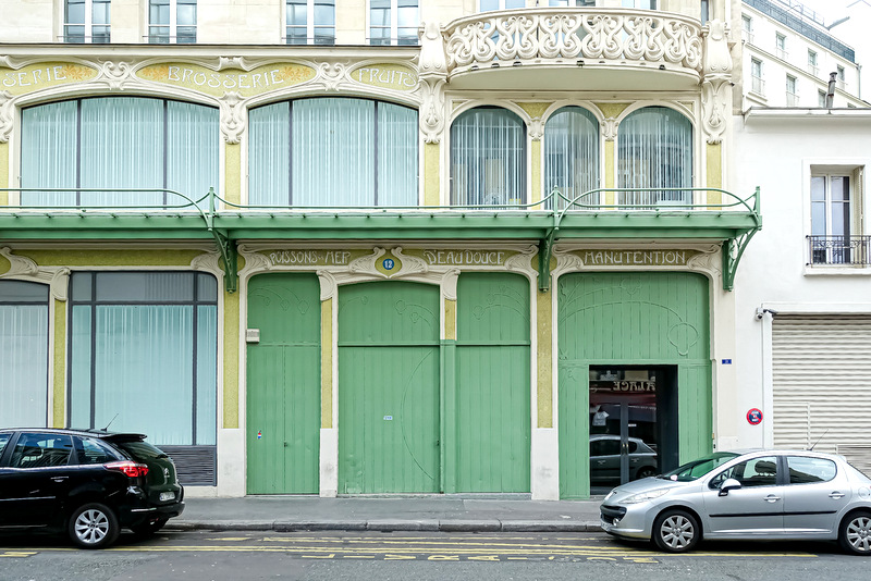 Paris L'immeuble Félix Potin du 140 rue de Rennes, l'esthétique Art Nouveau de l'architecte