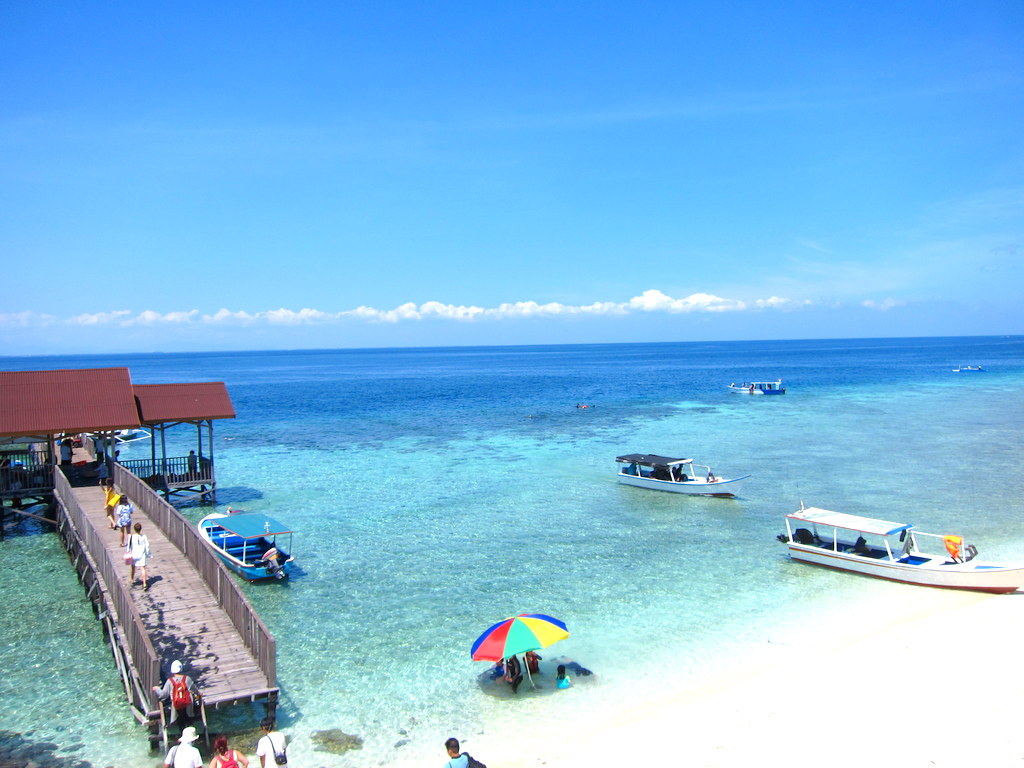 Travelholic: Makassar | Snorkeling in Kodingareng Keke & Samalona Island