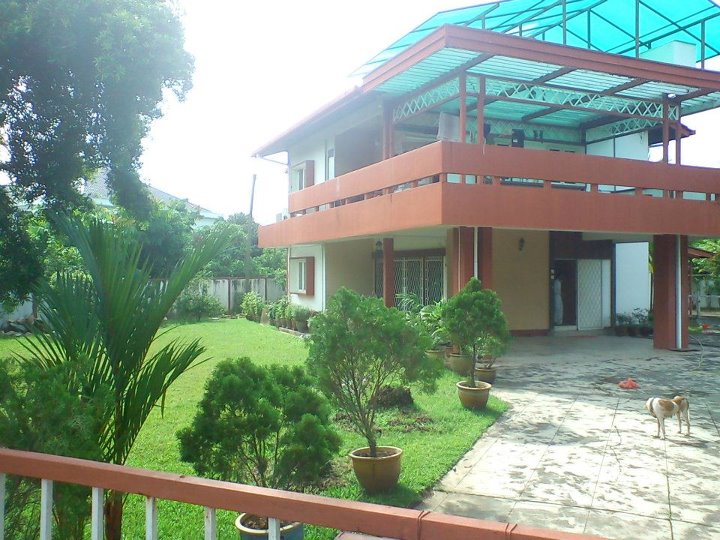 Lee`s Property Sharing