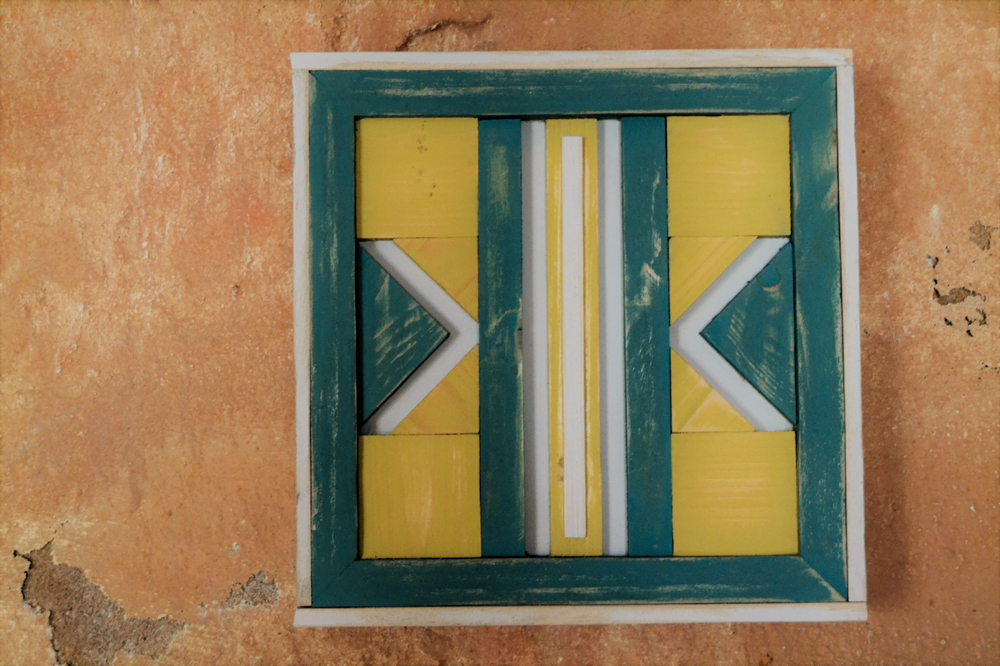 Colores de Menorca, linea handmade de arte geométrico en madera, obras creadas y diseñadas por Menorca maker