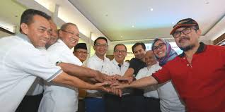 Pantun dan Antusiasme Kepala Daerah Kabupaten/Kota dalam ...