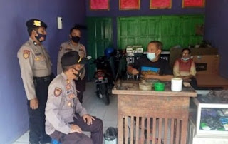 Polsek Enrekang Lakukan Patroli Pasar Sentral Enrekang, Ini Yang Disampaikan