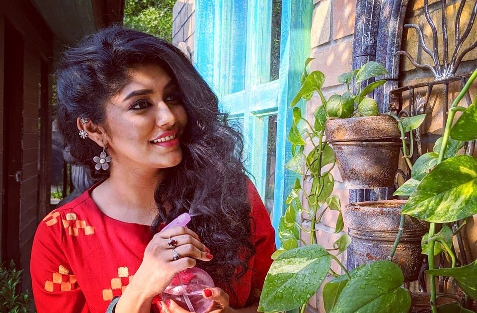 Samyukta Hornad (Actress) Biography, Wiki, Age, Height, Family, Career