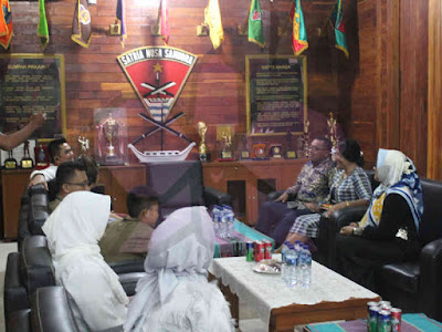 Lebaran Pertama, Petrus Fatlolon Silaturahmi ke Forkopimda dan Tokoh Agama Lebaran Pertama, Petrus Fatlolon Silaturahmi ke Forkopimda dan Tokoh Agama