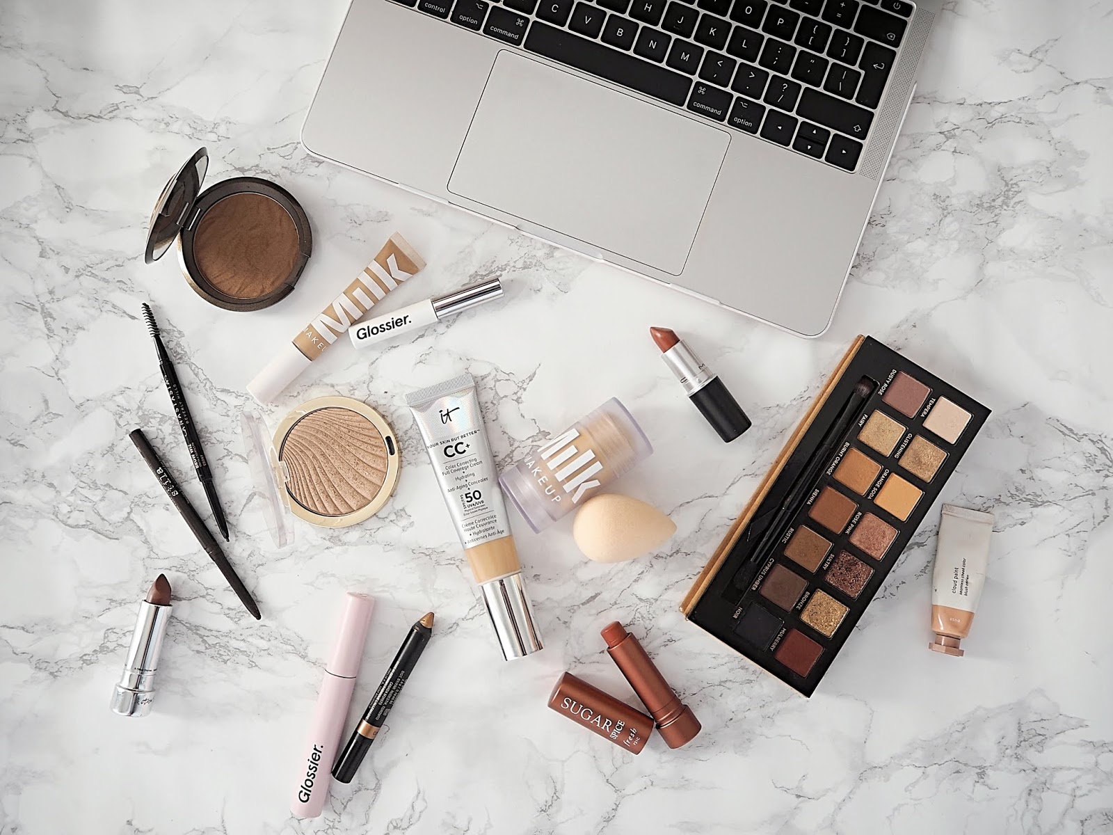 MY WORK MAKEUP WARDROBE Jasmine Talks Beauty